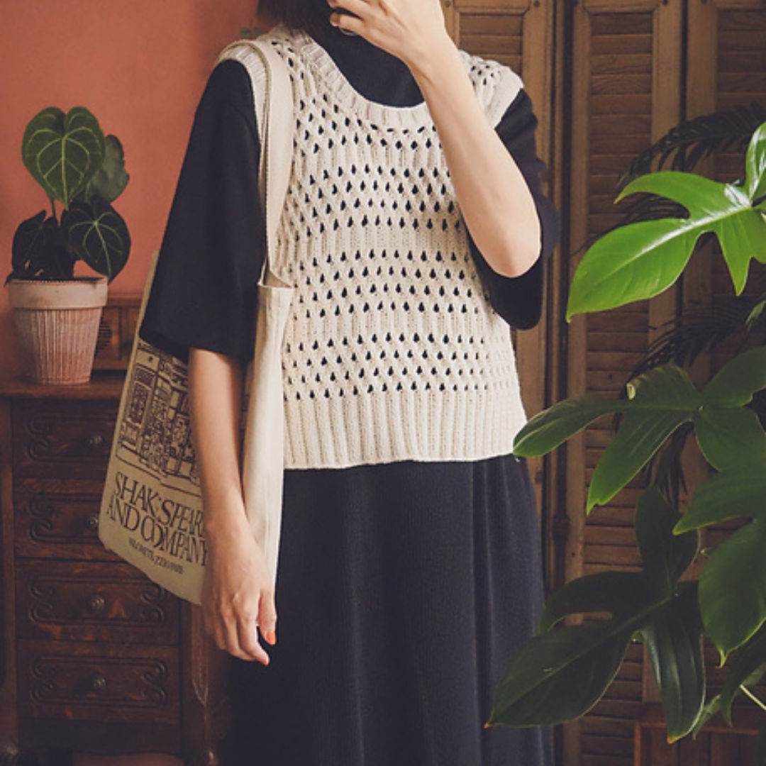Knit a Sleeveless Rota Top