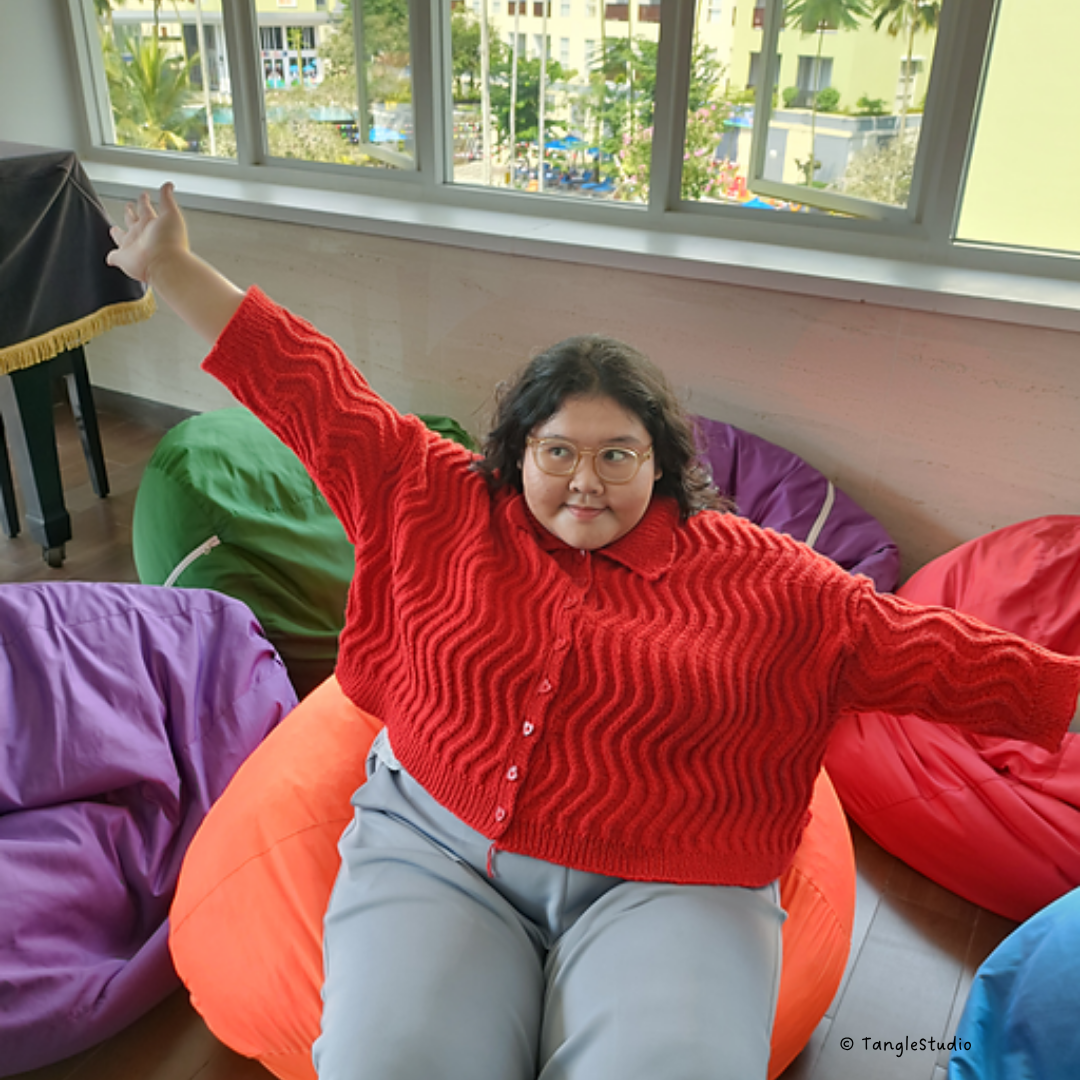 Knit a Cabled Wavelength Cardigan
