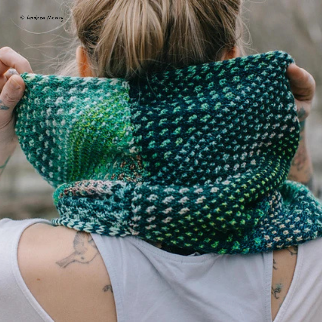 Knit a Mosaic Shift Cowl